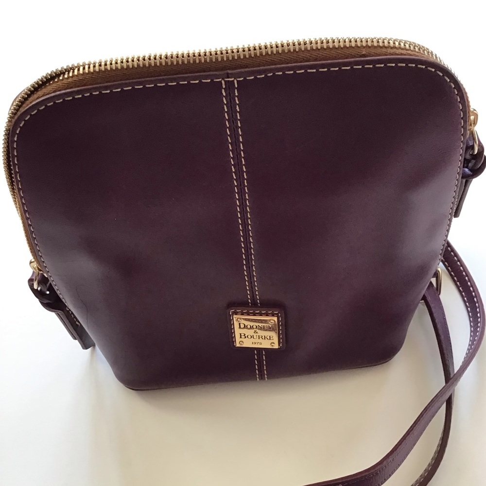 Dooney & Bourke All around Zippered SMALL TRIXIE Domed Crossbody